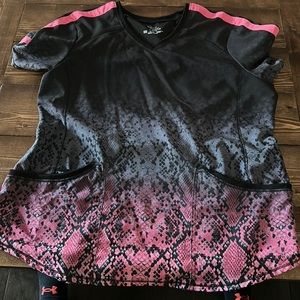 Cherokee Infinity scrub top